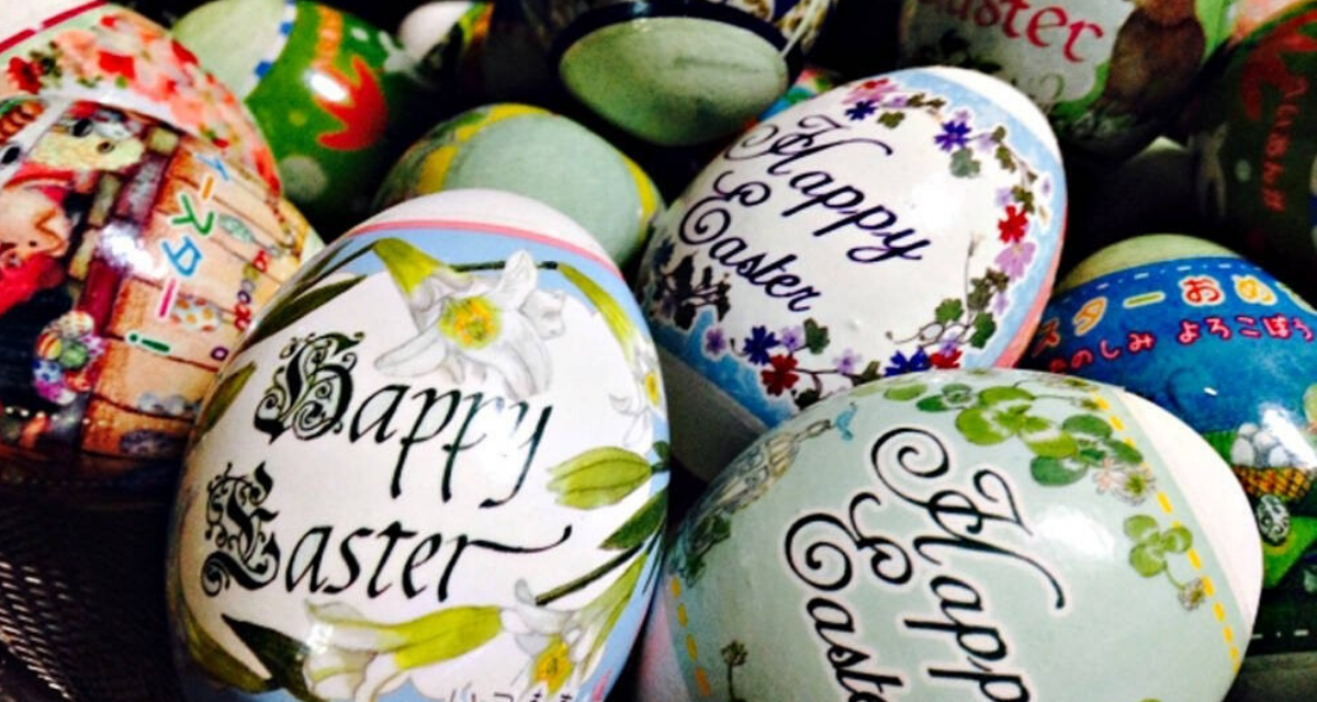 【2022年版】おうちでイースターパーティー！エッグハントで遊び、卵×肉フェスを開こう！