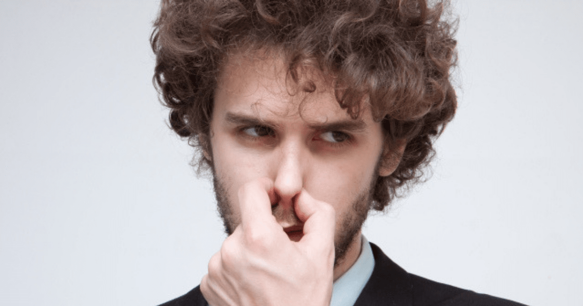 家の中のイヤな臭いの原因は？ 撃退方法まとめ（寝室・キッチン/台所・浴室・車・靴/下駄箱）