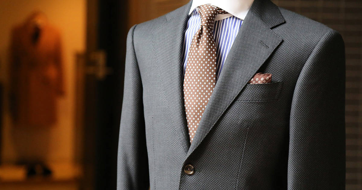 日々のメンテナンスでビジネスマンとしての印象が決まる！大切なスーツのお手入れ術