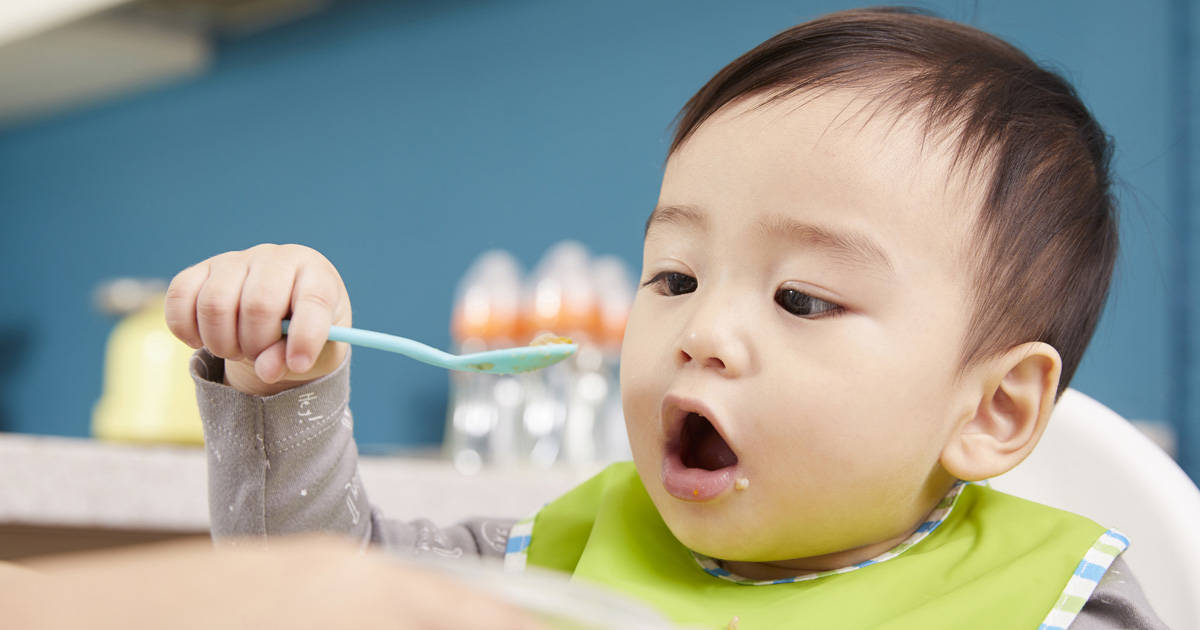 赤ちゃんとのお出かけでよくある悩みとは？レパートリー豊富＆栄養バランスの取れたベビーフードで外食のお困りを解決！