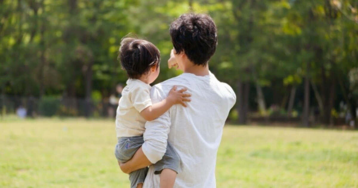パパと子どもの触れ合いが親子の愛情を深める！子育てが楽しくなるスキンシップのススメ