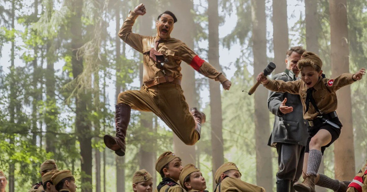 『ジョジョ・ラビット』│ナチスに憧れる少年が遂げていく成長に笑い泣き