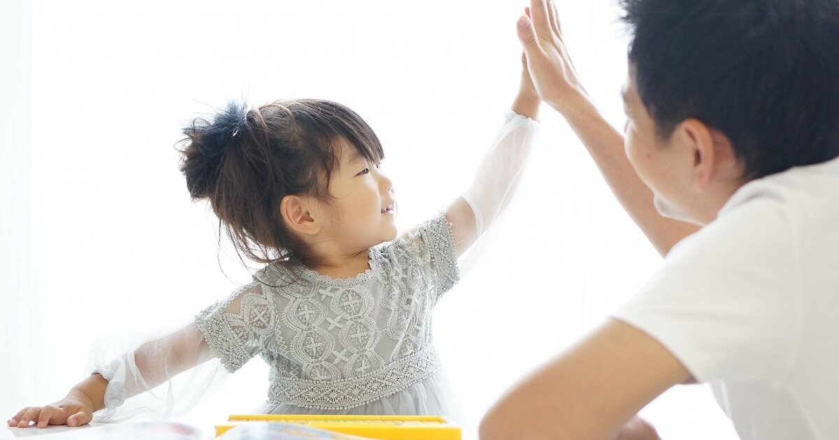 パパの遊び心が家族を救う！子どもも喜ぶオモシロ育児ライフハック９選