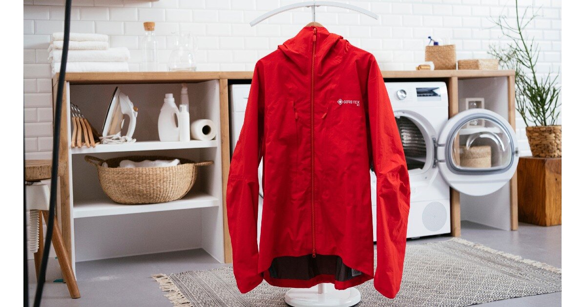 お気に入りのアウトドアウェアを長持ちさせるには？ゴアテックス素材ウェア&シューズのお手入れ・洗濯術