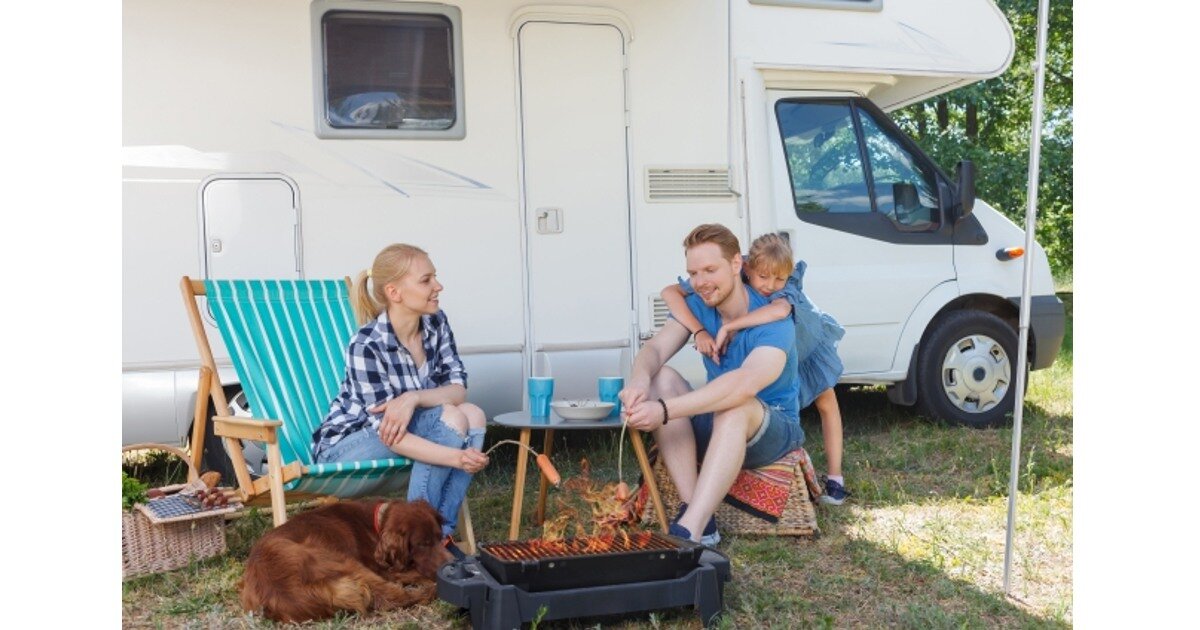 「ロースタイル」だと自然の中でもリビングのよう！親子にオススメのくつろぎキャンプ体験