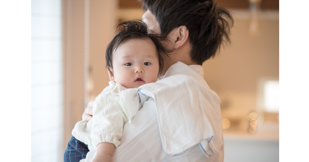 男性の育休取得期間はどれくらいがベスト？パパたちの体験談から「日数ごとにできること」をチェック！